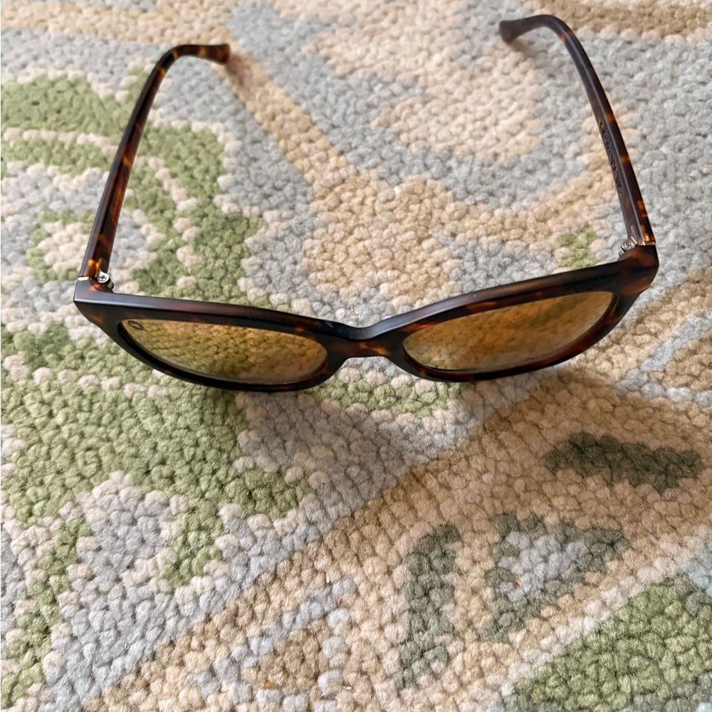 Knockaround Matte Tortoiseshell Rose Gold Deja Polarized Sunglasses